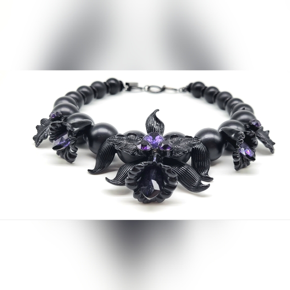 SOLD-Givenchy Amethyst Swarovski Crystal Dark Black Orchid Statement Necklace - Picture 10 of 12